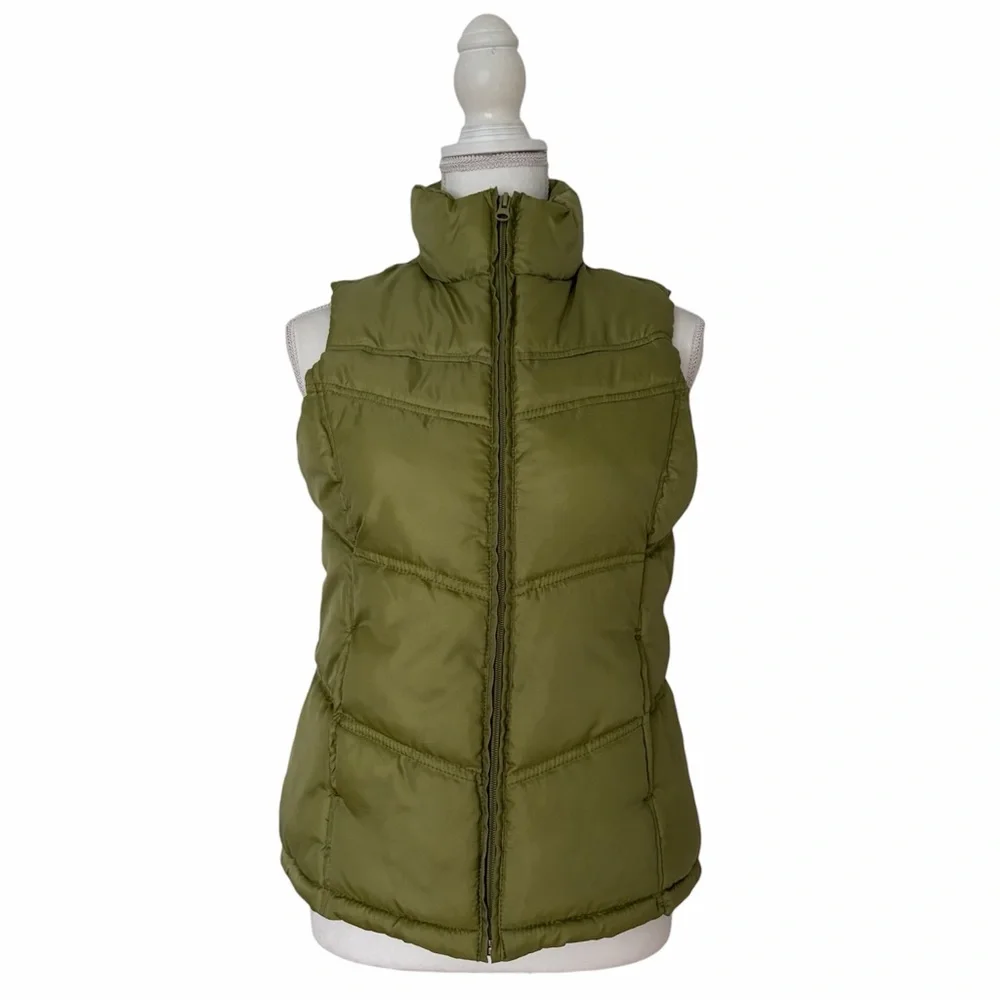 Merona Olive Green Quilted Puffer Vest with High Collar and Pockets Women’s Sm